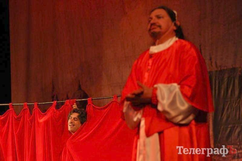 В кременчугском ГДК собирали «подаяние» для Ольги Сумской (ФОТОРЕПОРТАЖ) В кременчугском ГДК собирали «подаяние» для Ольги Сумской (ФОТОРЕПОРТАЖ)