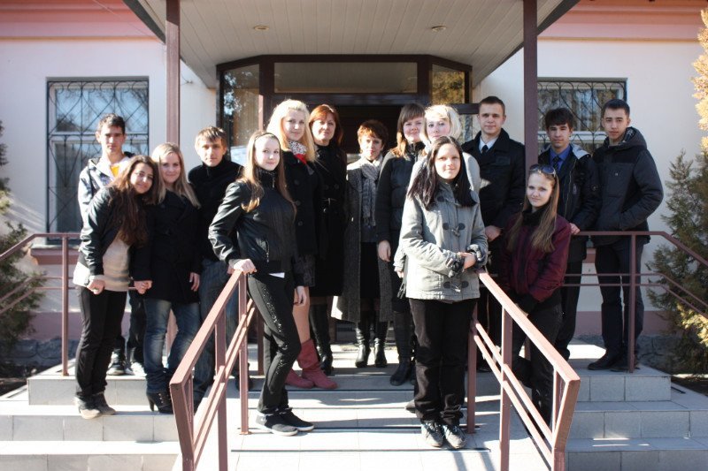 Кременчугские ученики и студенты будут волонтерами (ФОТО) Кременчугские ученики и студенты будут волонтерами (ФОТО)