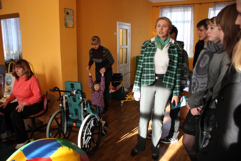 Кременчугские ученики и студенты будут волонтерами (ФОТО) Кременчугские ученики и студенты будут волонтерами (ФОТО)