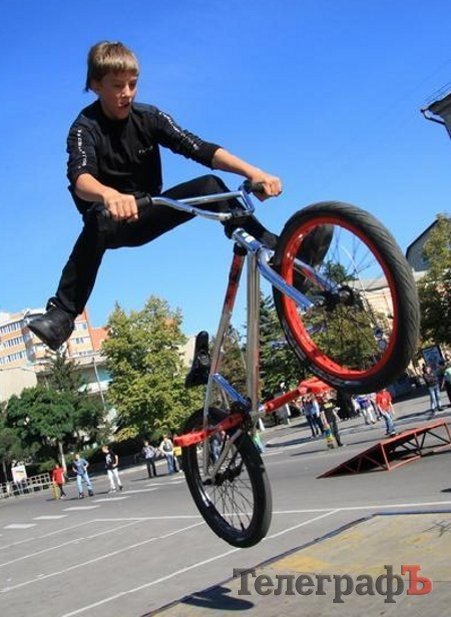 На проведение «Еxtreme-zone» кременчужане могут выиграть 100 тыс грн На проведение «Еxtreme-zone» кременчужане могут выиграть 100 тыс грн