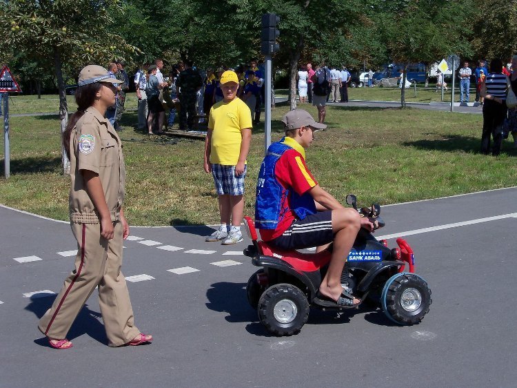 С апреля в "Автогородке" будут обучаться юные инспектора дорожного движения С апреля в "Автогородке" будут обучаться юные инспектора дорожного движения