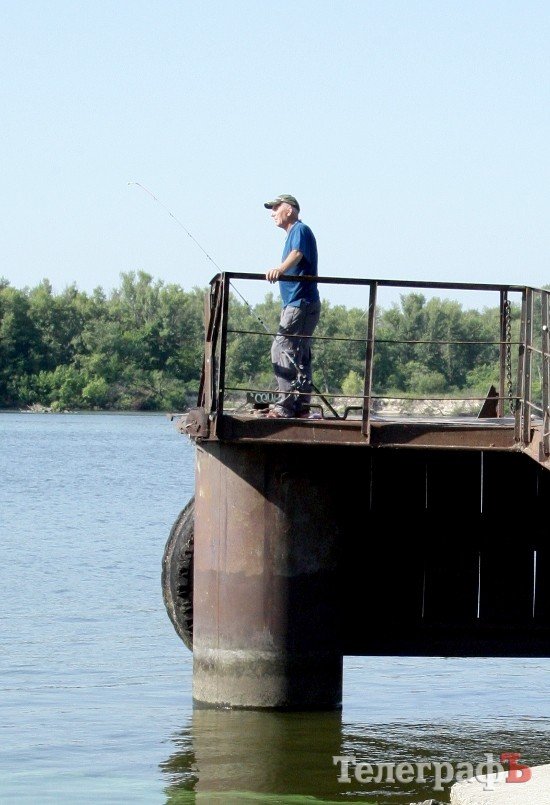 С 1 апреля в Кременчуге запретят ловить рыбу С 1 апреля в Кременчуге запретят ловить рыбу