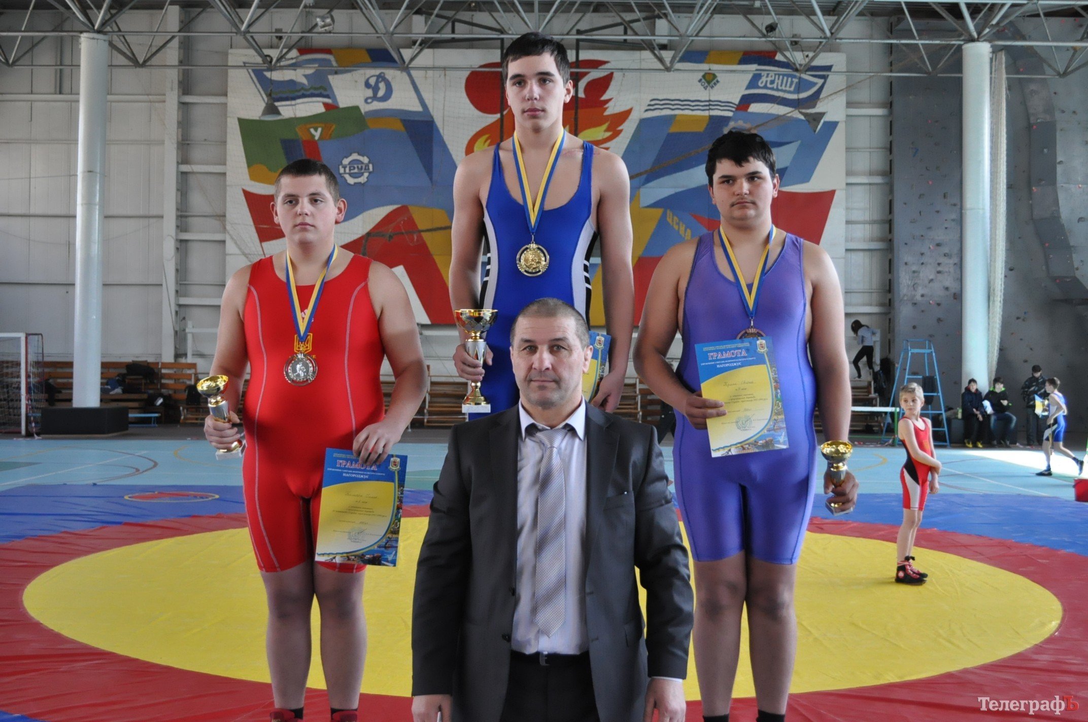 ГРЕКО-РИМСКАЯ БОРЬБА. Команда Кременчуга выиграла зональный чемпионат Украины. ГРЕКО-РИМСКАЯ БОРЬБА. Команда Кременчуга выиграла зональный чемпионат Украины.