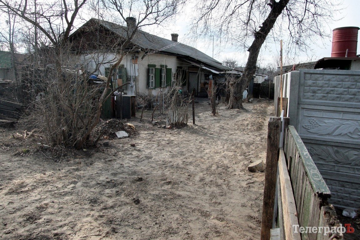 «13-й район»: трущоби на вулиці Виноградній (ФОТО) «13-й район»: трущоби на вулиці Виноградній (ФОТО)