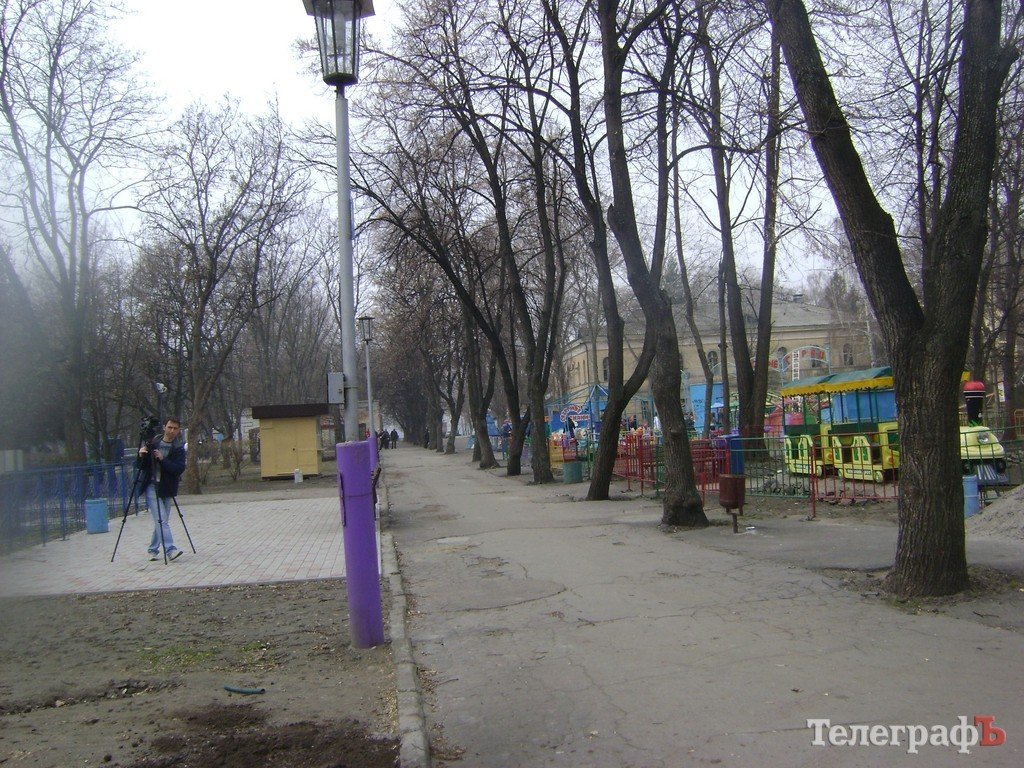 В парке «Приднепровский» в Кременчуге обустроят аллею аттракционов В парке «Приднепровский» в Кременчуге обустроят аллею аттракционов