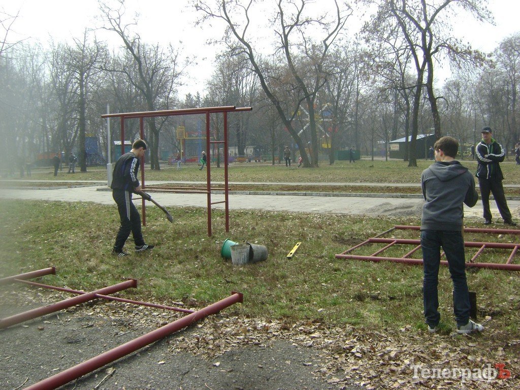 В парке «Приднепровский» в Кременчуге обустроят аллею аттракционов В парке «Приднепровский» в Кременчуге обустроят аллею аттракционов