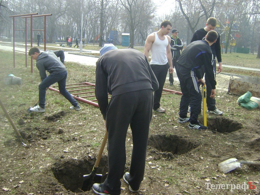В парке «Приднепровский» в Кременчуге обустроят аллею аттракционов В парке «Приднепровский» в Кременчуге обустроят аллею аттракционов
