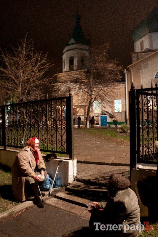 Пасхальное богослужение в Свято-Успенском соборе (ФОТОРЕПОРТАЖ) Пасхальное богослужение в Свято-Успенском соборе (ФОТОРЕПОРТАЖ)