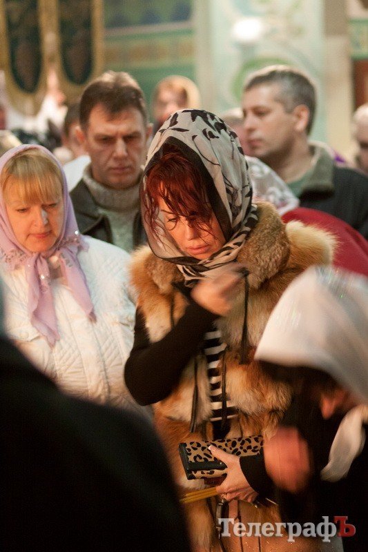 Пасхальное богослужение в Свято-Успенском соборе (ФОТОРЕПОРТАЖ) Пасхальное богослужение в Свято-Успенском соборе (ФОТОРЕПОРТАЖ)