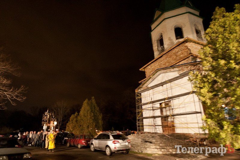 Пасхальное богослужение в Свято-Успенском соборе (ФОТОРЕПОРТАЖ) Пасхальное богослужение в Свято-Успенском соборе (ФОТОРЕПОРТАЖ)