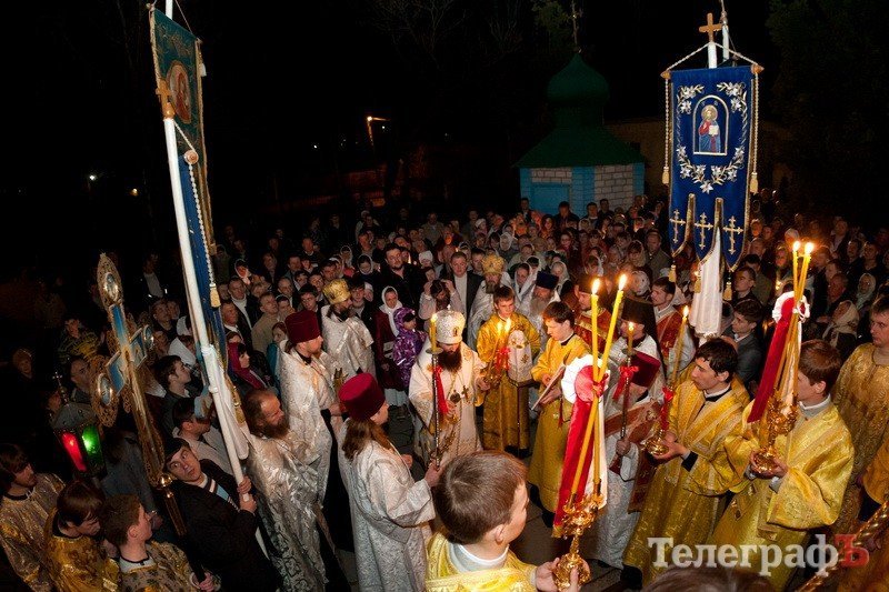 Пасхальное богослужение в Свято-Успенском соборе (ФОТОРЕПОРТАЖ) Пасхальное богослужение в Свято-Успенском соборе (ФОТОРЕПОРТАЖ)