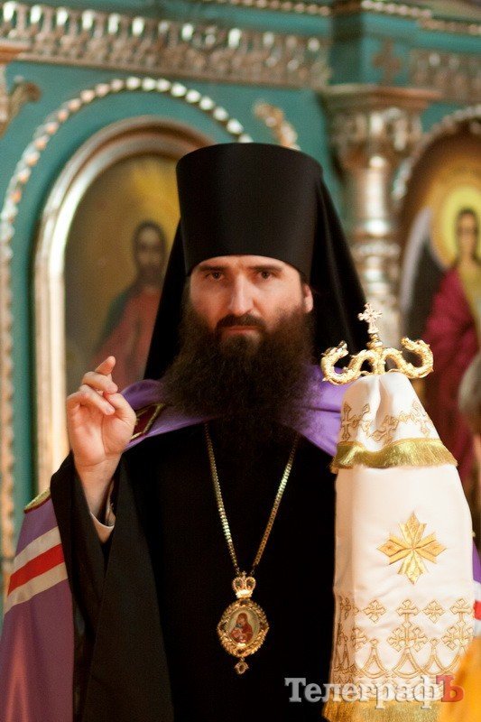 Пасхальное богослужение в Свято-Успенском соборе (ФОТОРЕПОРТАЖ) Пасхальное богослужение в Свято-Успенском соборе (ФОТОРЕПОРТАЖ)