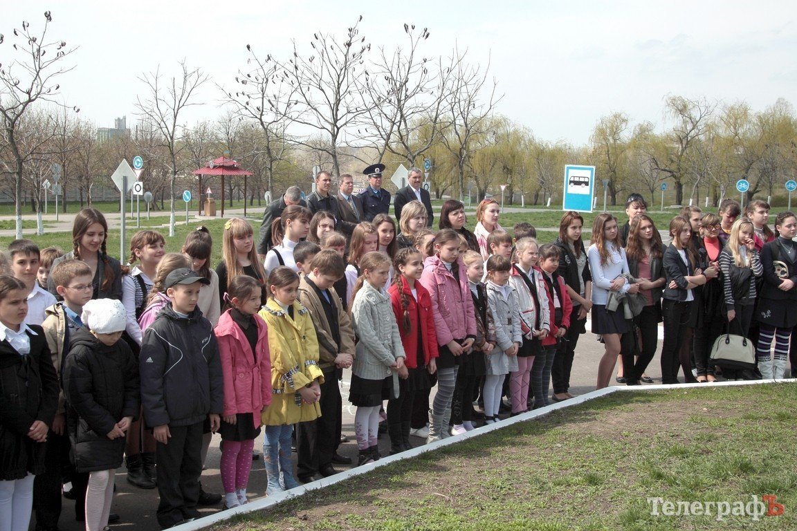 В кременчугском автогородке начались занятия для школьников (ФОТО) В кременчугском автогородке начались занятия для школьников (ФОТО)