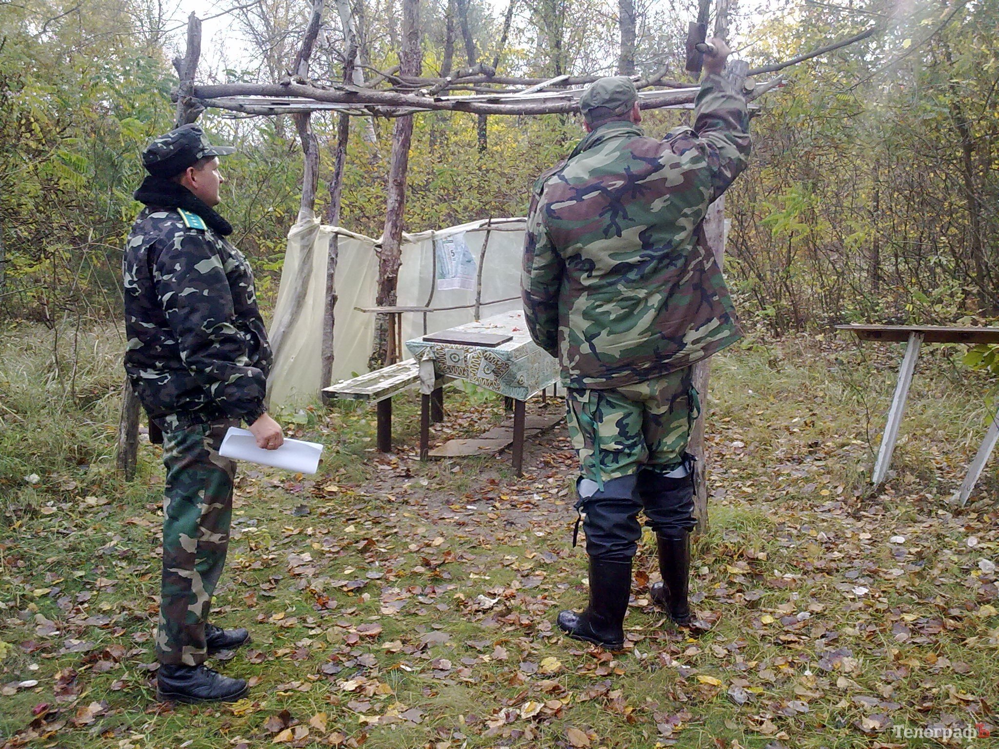 На острове Зелёный снесли незаконные постройки (ФОТО) На острове Зелёный снесли незаконные постройки (ФОТО)