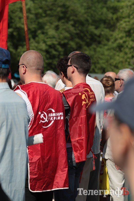 Коммунисты - за мораторий на поднятие цен и тарифов, «Свобода» - за снятие депутатской неприкосновенности. Вместе — против власти! (ФОТО, ВИДЕО) Коммунисты - за мораторий на поднятие цен и тарифов, «Свобода» - за снятие депутатской неприкосновенности. Вместе — против власти! (ФОТО, ВИДЕО)