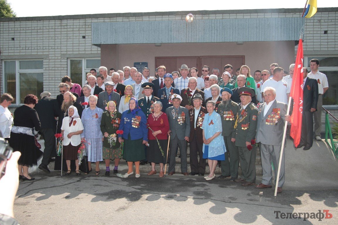 В Белецковке захоронили останки советского лётчика, погибшего в 1941 году под Кременчугом (ФОТОРЕПОРТАЖ) В Белецковке захоронили останки советского лётчика, погибшего в 1941 году под Кременчугом (ФОТОРЕПОРТАЖ)