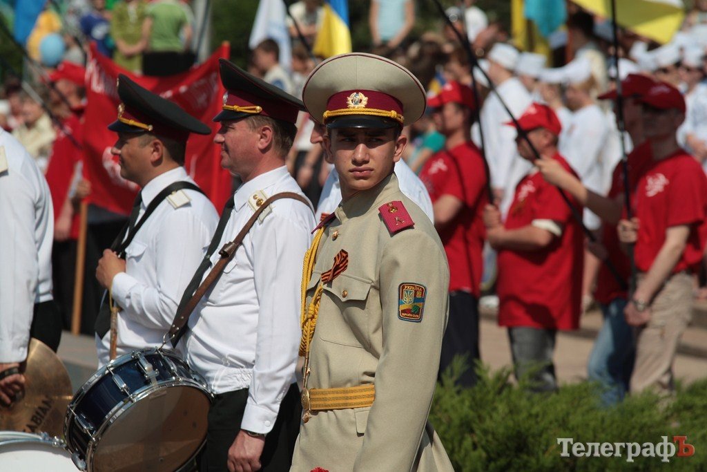 В Кременчуге в честь 67-й годовщины Победы прошел праздничный митинг (ФОТОРЕПОРТАЖ) В Кременчуге в честь 67-й годовщины Победы прошел праздничный митинг (ФОТОРЕПОРТАЖ)