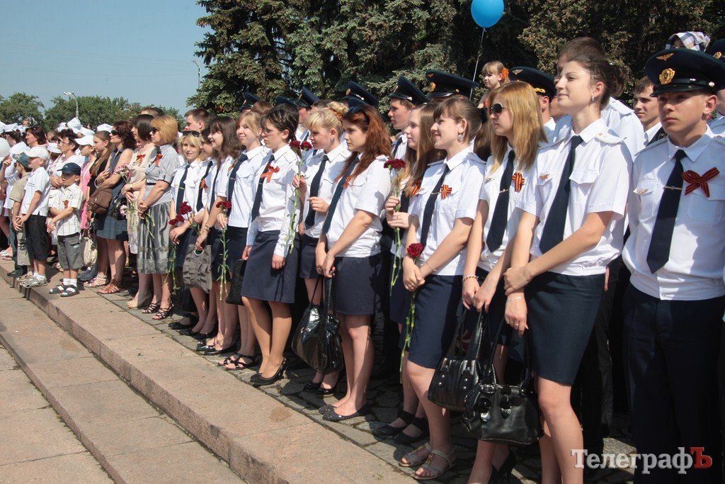 В Кременчуге в честь 67-й годовщины Победы прошел праздничный митинг (ФОТОРЕПОРТАЖ) В Кременчуге в честь 67-й годовщины Победы прошел праздничный митинг (ФОТОРЕПОРТАЖ)