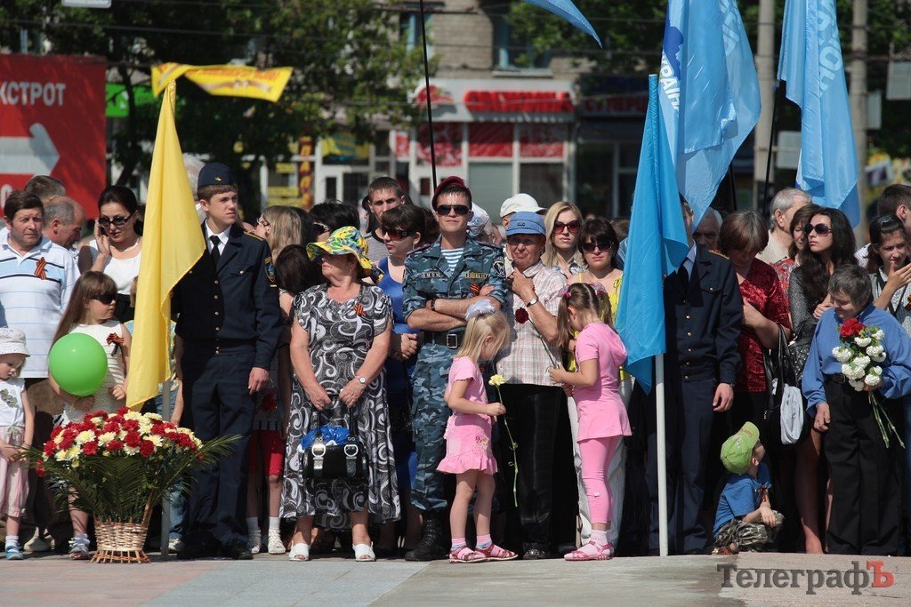 В Кременчуге в честь 67-й годовщины Победы прошел праздничный митинг (ФОТОРЕПОРТАЖ) В Кременчуге в честь 67-й годовщины Победы прошел праздничный митинг (ФОТОРЕПОРТАЖ)