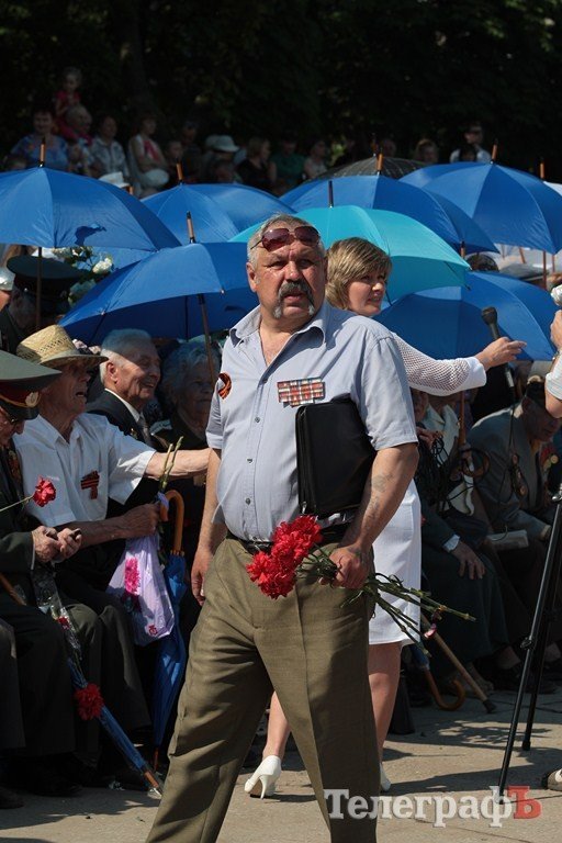 В Кременчуге в честь 67-й годовщины Победы прошел праздничный митинг (ФОТОРЕПОРТАЖ) В Кременчуге в честь 67-й годовщины Победы прошел праздничный митинг (ФОТОРЕПОРТАЖ)