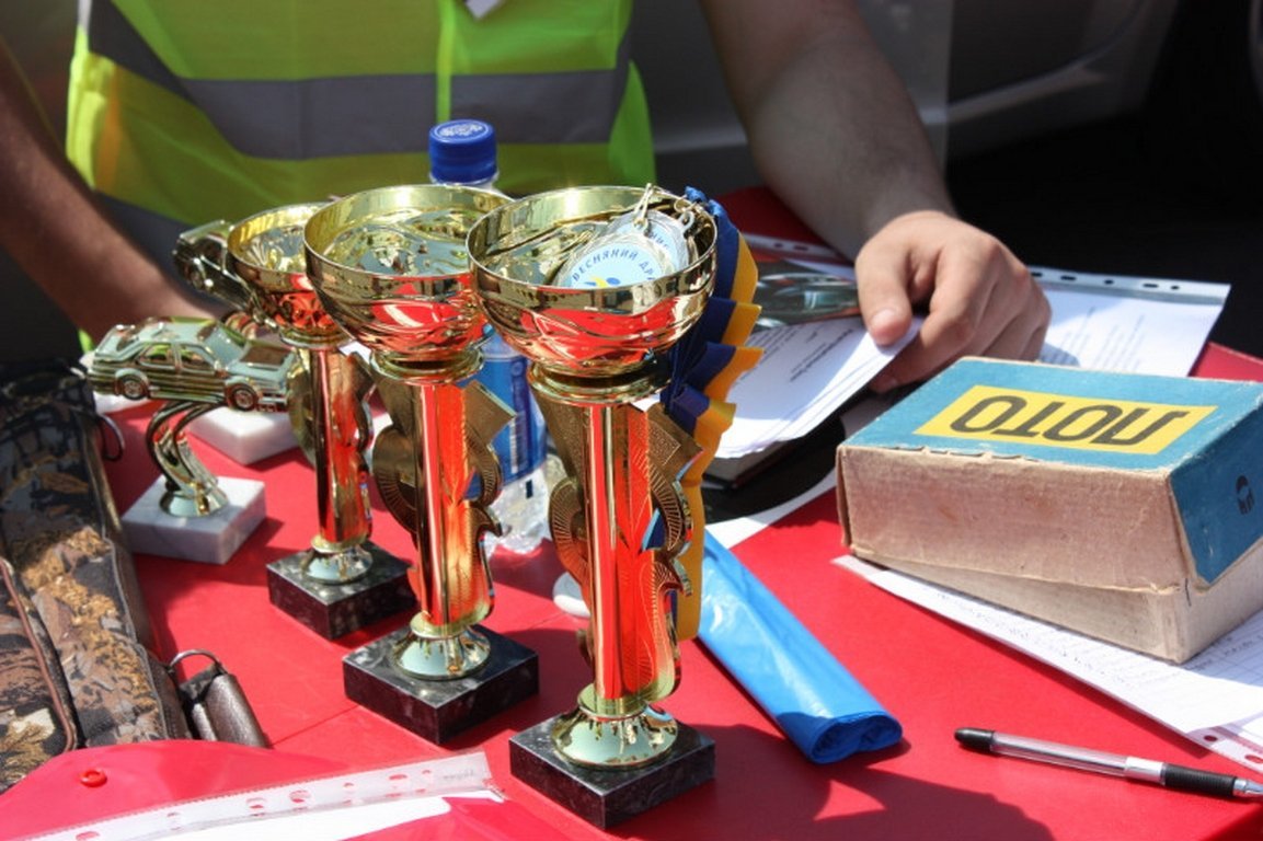 Авто-шоу «Весенний драйв: Кубок Победы» в Кременчуге (ВИДЕО, ФОТО) Авто-шоу «Весенний драйв: Кубок Победы» в Кременчуге (ВИДЕО, ФОТО)