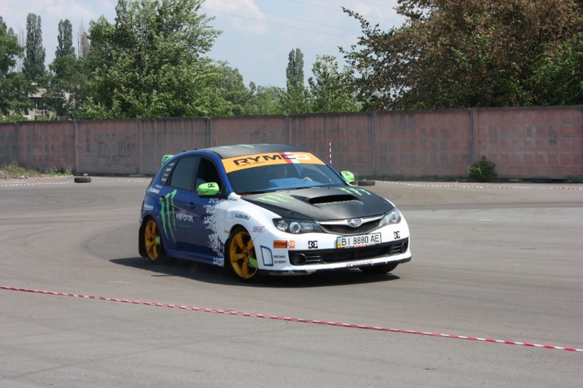 Авто-шоу «Весенний драйв: Кубок Победы» в Кременчуге (ВИДЕО, ФОТО) Авто-шоу «Весенний драйв: Кубок Победы» в Кременчуге (ВИДЕО, ФОТО)