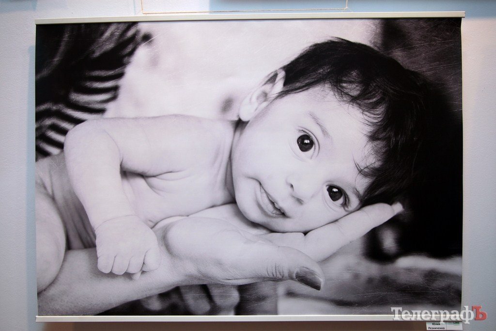 В Кременчуге открылась выставка, посвященная Дню матери (ФОТОРЕПОРТАЖ) В Кременчуге открылась выставка, посвященная Дню матери (ФОТОРЕПОРТАЖ)