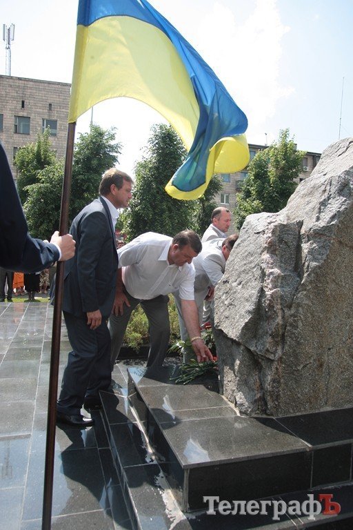 В Кременчуге почтили память жертв политических репрессий (ФОТОРЕПОРТАЖ) В Кременчуге почтили память жертв политических репрессий (ФОТОРЕПОРТАЖ)