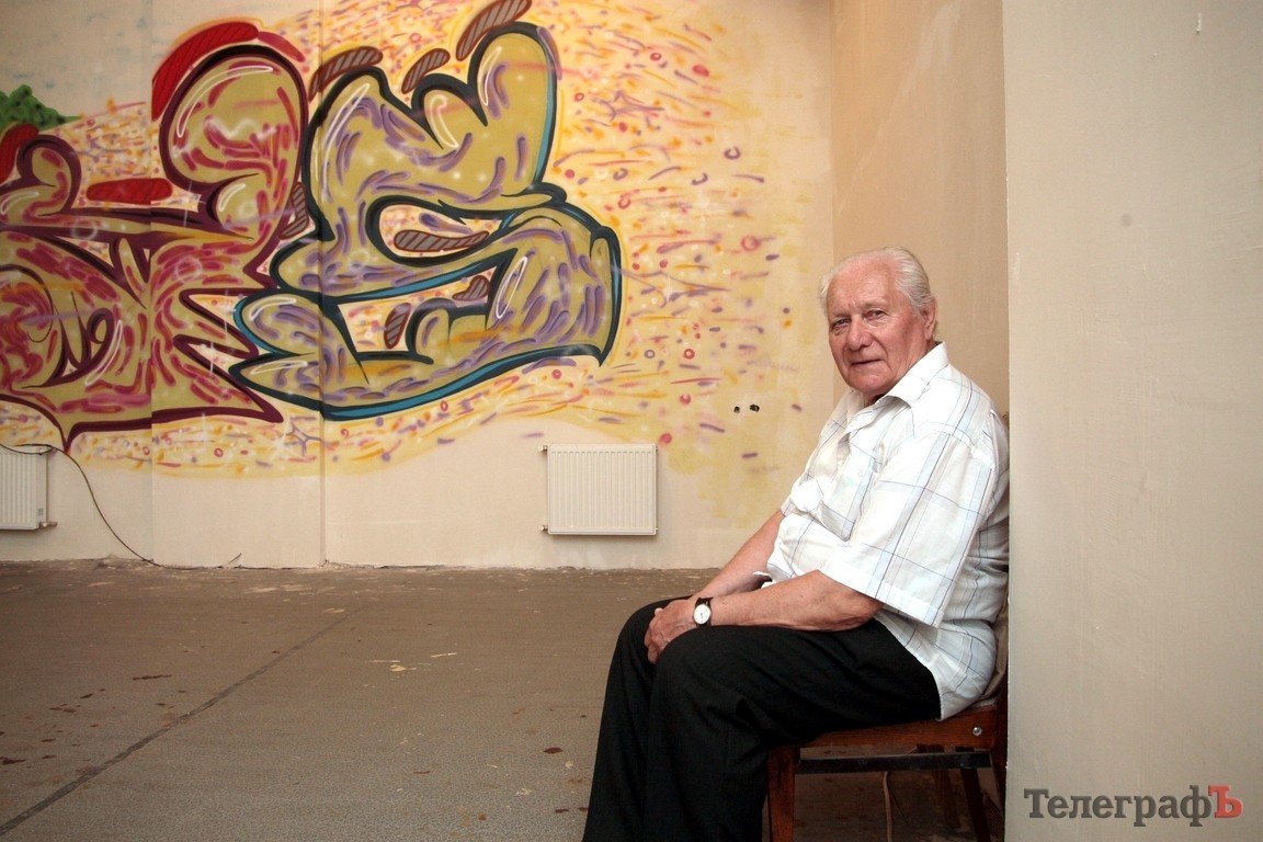 В Кременчуге появился «музей под открытым небом» (ФОТОРЕПОРТАЖ) В Кременчуге появился «музей под открытым небом» (ФОТОРЕПОРТАЖ)