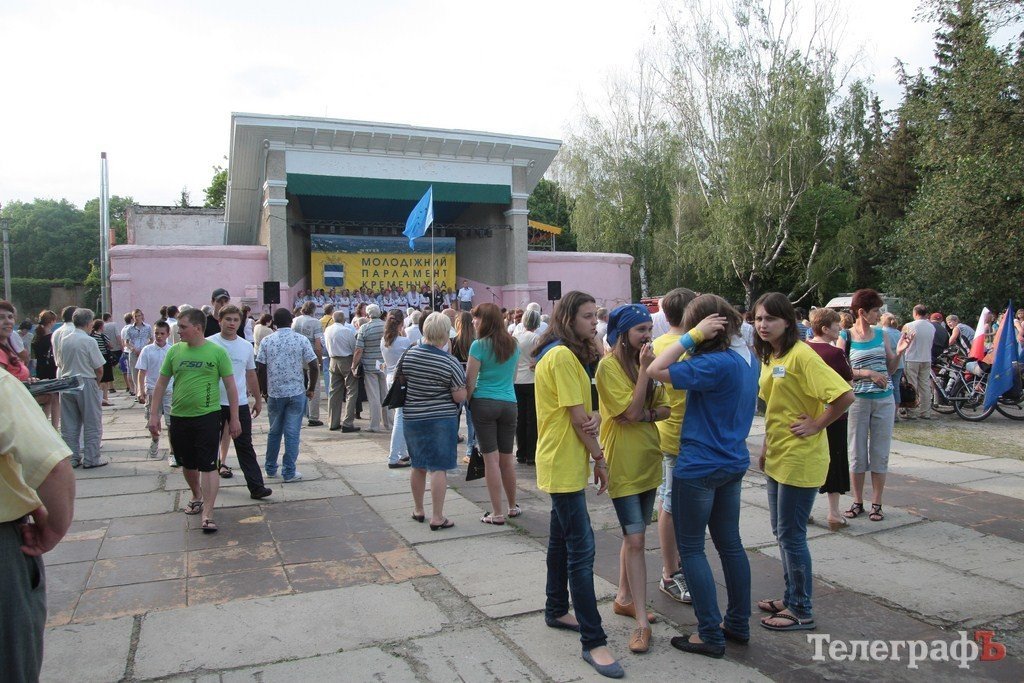 В Кременчуге ко Дню Европы открылся европейский квартал (ФОТОРЕПОРТАЖ) В Кременчуге ко Дню Европы открылся европейский квартал (ФОТОРЕПОРТАЖ)