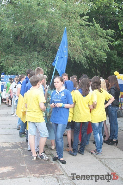 В Кременчуге ко Дню Европы открылся европейский квартал (ФОТОРЕПОРТАЖ) В Кременчуге ко Дню Европы открылся европейский квартал (ФОТОРЕПОРТАЖ)
