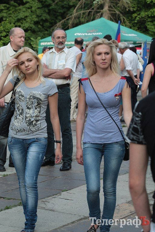 В Кременчуге ко Дню Европы открылся европейский квартал (ФОТОРЕПОРТАЖ) В Кременчуге ко Дню Европы открылся европейский квартал (ФОТОРЕПОРТАЖ)