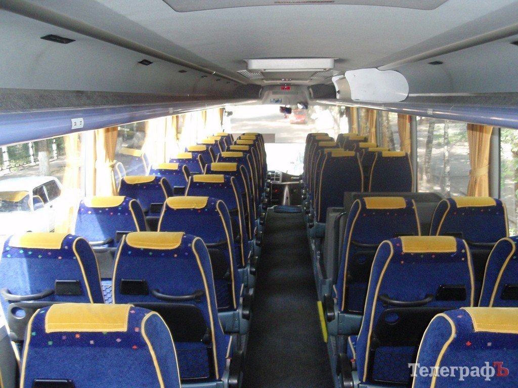 Кременчугские футболисты на выездные матчи теперь будут ездить на «Кременьбасе» (ФОТО) Кременчугские футболисты на выездные матчи теперь будут ездить на «Кременьбасе» (ФОТО)