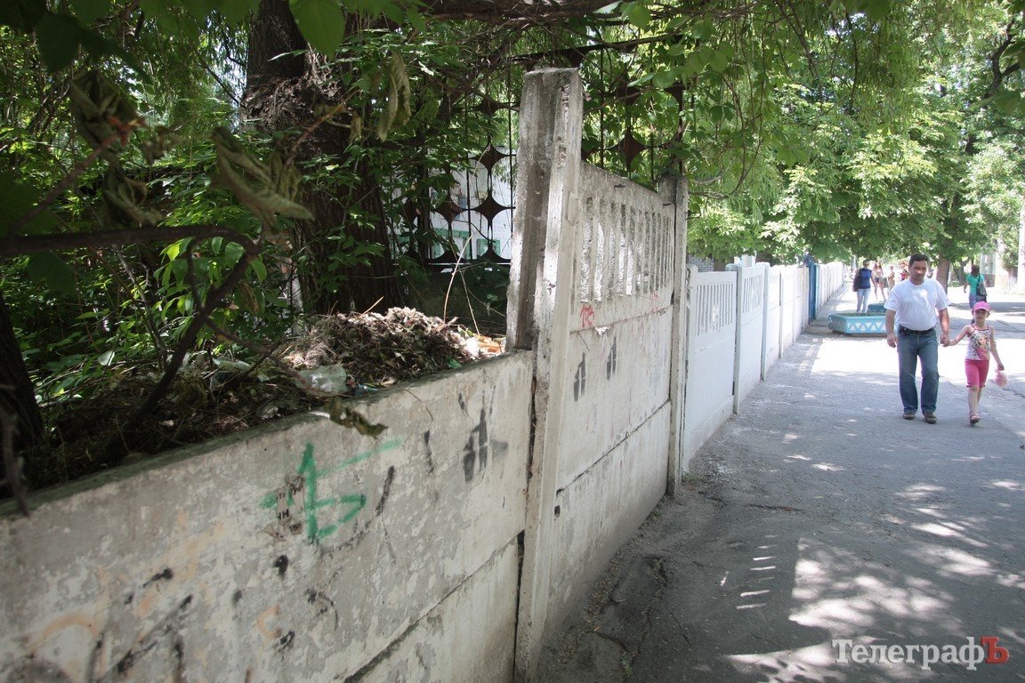 Автозаводской райисполком отчитался о работе, которая не выполнена Автозаводской райисполком отчитался о работе, которая не выполнена