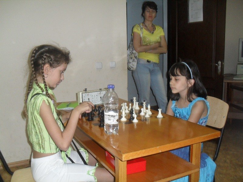 ШАХМАТЫ. Юные кременчугские шахматисты провели мастер-класс для сверстников из Комсомольска. ШАХМАТЫ. Юные кременчугские шахматисты провели мастер-класс для сверстников из Комсомольска.