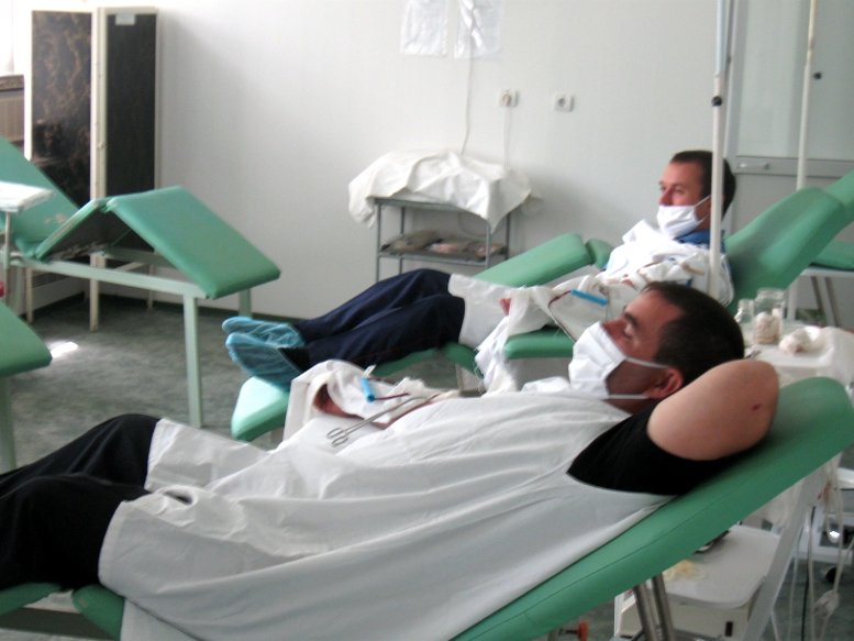 Линейный отдел милиции на станции «Кременчуг» сдал для детей кровь (ФОТО) Линейный отдел милиции на станции «Кременчуг» сдал для детей кровь (ФОТО)