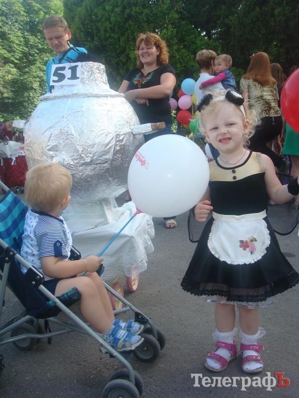 Парад колясок в Кременчуге (ФОТО, ВИДЕО) Парад колясок в Кременчуге (ФОТО, ВИДЕО)