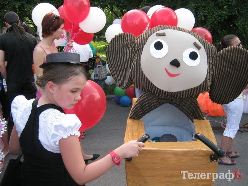 Парад колясок в Кременчуге (ФОТО, ВИДЕО) Парад колясок в Кременчуге (ФОТО, ВИДЕО)