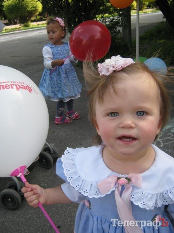 Парад колясок в Кременчуге (ФОТО, ВИДЕО) Парад колясок в Кременчуге (ФОТО, ВИДЕО)