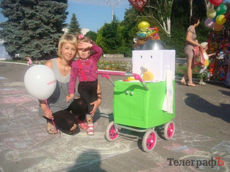 Парад колясок в Кременчуге (ФОТО, ВИДЕО) Парад колясок в Кременчуге (ФОТО, ВИДЕО)