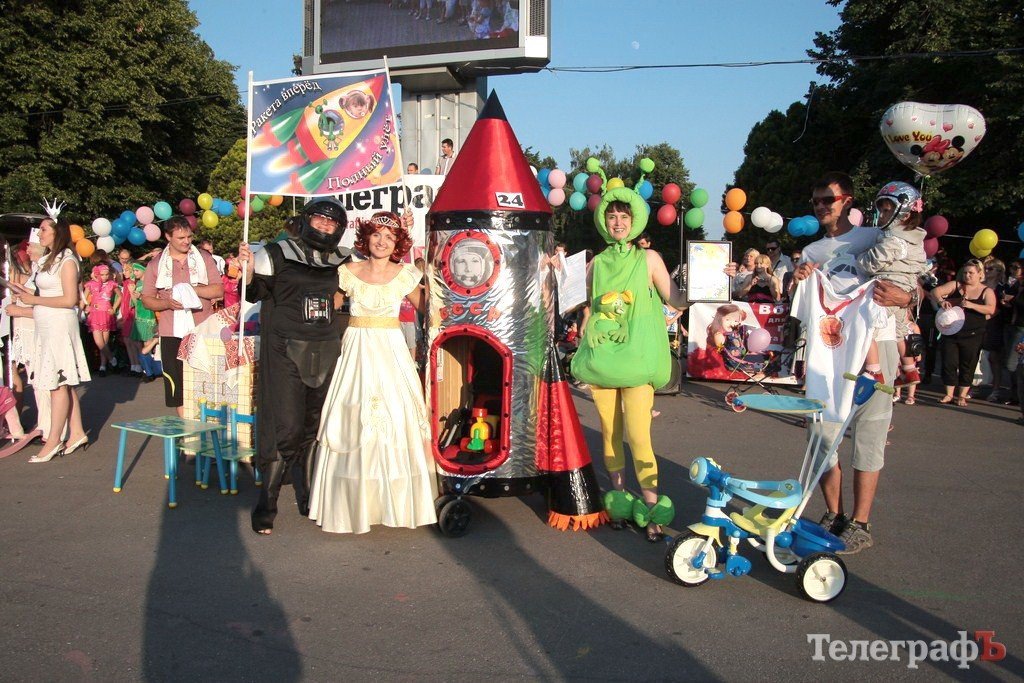 Парад колясок в Кременчуге (ФОТО, ВИДЕО) Парад колясок в Кременчуге (ФОТО, ВИДЕО)
