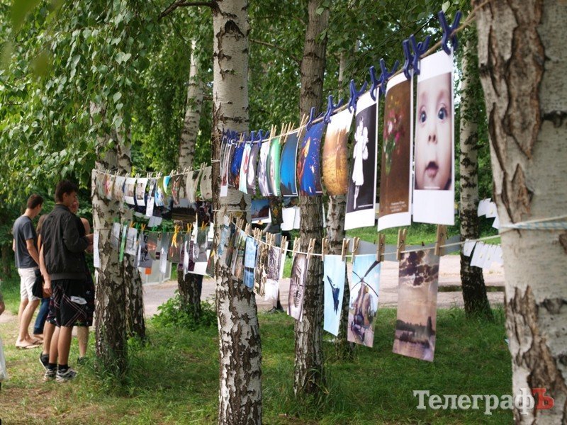 В Кременчуге состоялась первая фотовыставка «на сушке» (ФОТО) В Кременчуге состоялась первая фотовыставка «на сушке» (ФОТО)