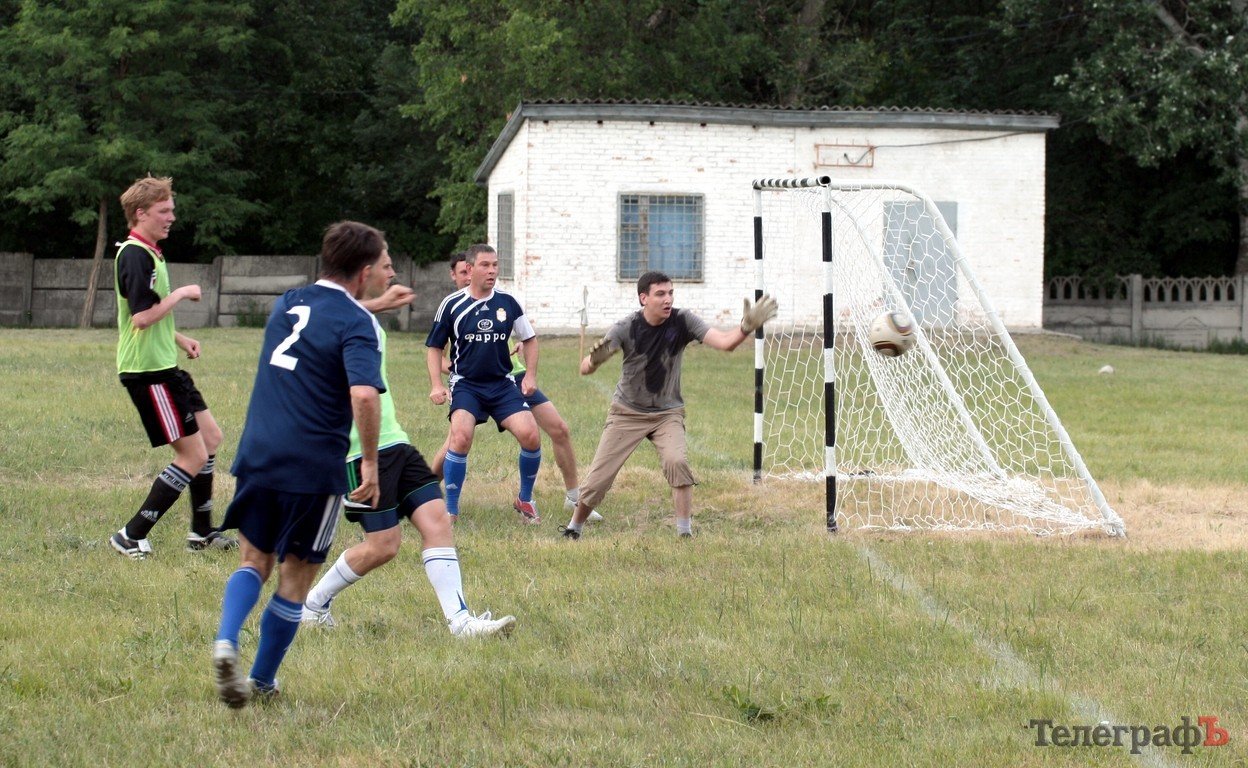 Журналисты проиграли властям в футбол со счетом 2:1 (ФОТО, ВИДЕО) Журналисты проиграли властям в футбол со счетом 2:1 (ФОТО, ВИДЕО)