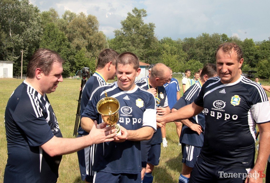 Журналисты проиграли властям в футбол со счетом 2:1 (ФОТО, ВИДЕО) Журналисты проиграли властям в футбол со счетом 2:1 (ФОТО, ВИДЕО)