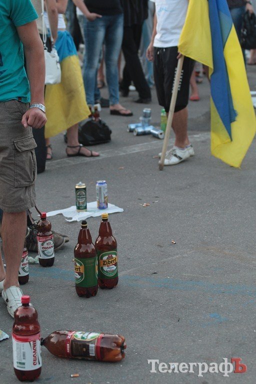 Как болели кременчужане за нашу сборную на матче «Украина-Франция» (ФОТОРЕПОРТАЖ) Как болели кременчужане за нашу сборную на матче «Украина-Франция» (ФОТОРЕПОРТАЖ)