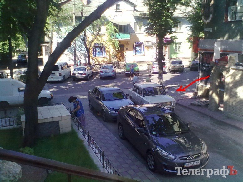 Чудеса кременчугской парковки (6 ФОТО) Чудеса кременчугской парковки (6 ФОТО)