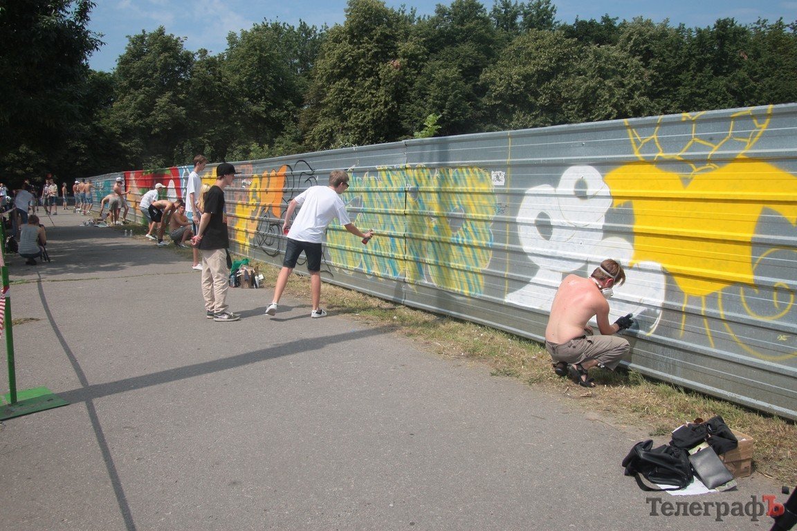 Фестиваль современной молодежной культуры «Extreme-zone» в Кременчуге (ВИДЕО, ФОТО) Фестиваль современной молодежной культуры «Extreme-zone» в Кременчуге (ВИДЕО, ФОТО)