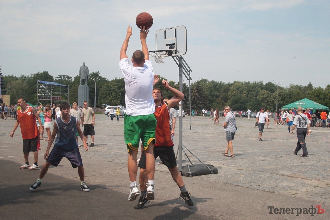 Фестиваль современной молодежной культуры «Extreme-zone» в Кременчуге (ВИДЕО, ФОТО) Фестиваль современной молодежной культуры «Extreme-zone» в Кременчуге (ВИДЕО, ФОТО)