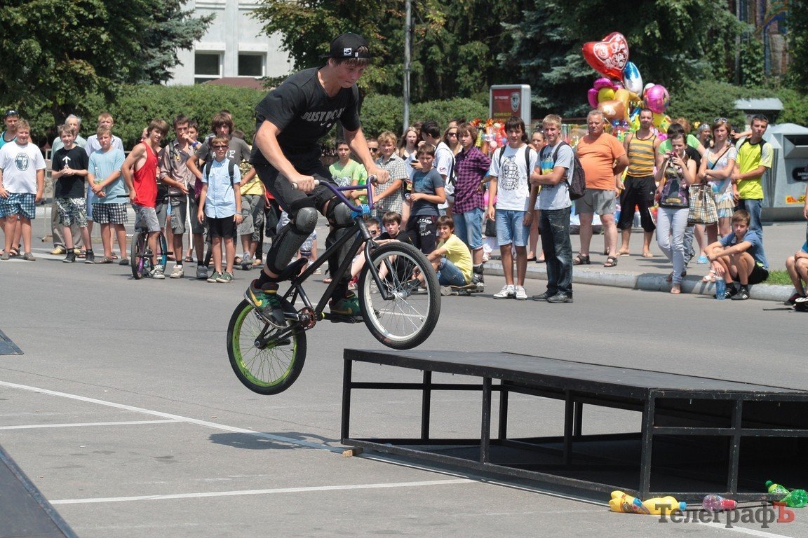 Как в Кременчуге выступали экстремалы (ФОТОРЕПОРТАЖ) Как в Кременчуге выступали экстремалы (ФОТОРЕПОРТАЖ)