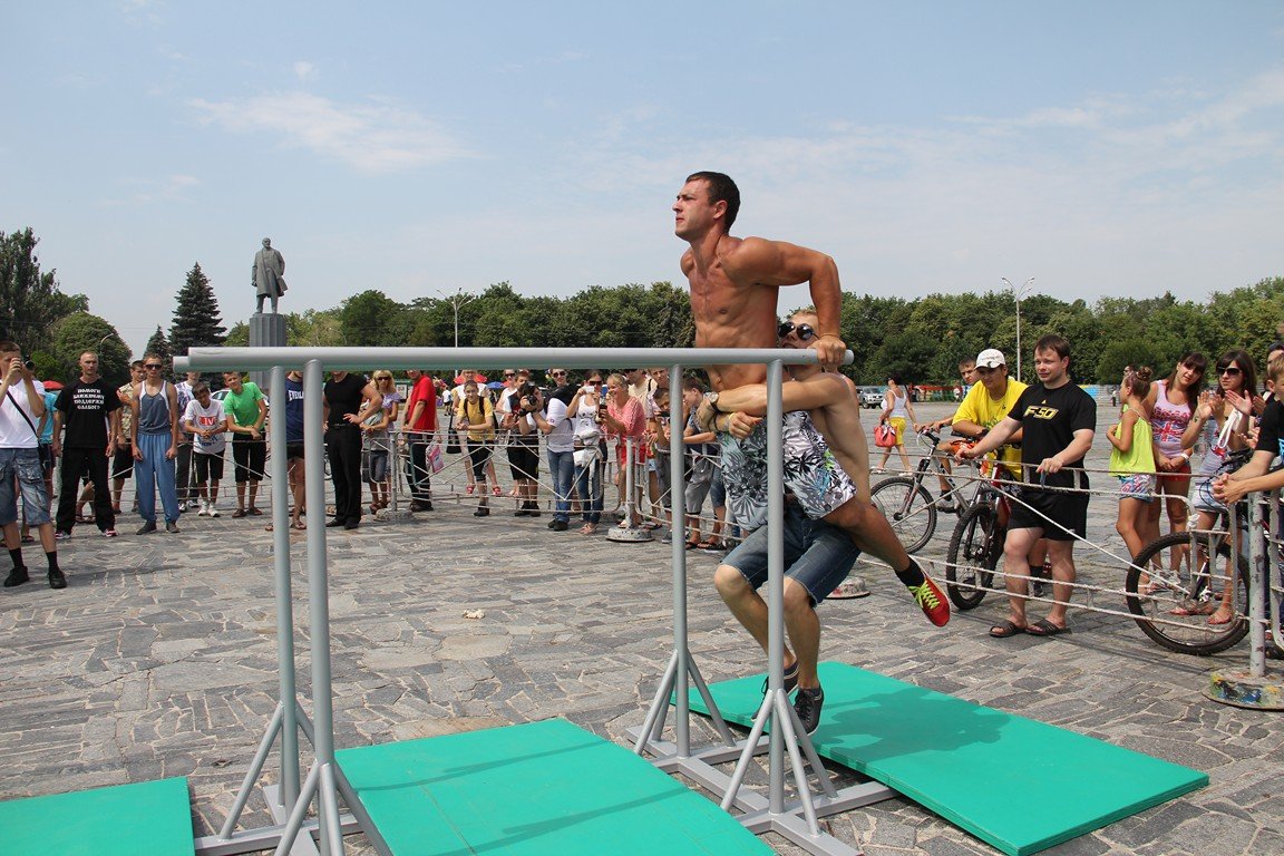 Фестиваль современной молодежной культуры «Extreme-zone» в Кременчуге (ВИДЕО, ФОТО) Фестиваль современной молодежной культуры «Extreme-zone» в Кременчуге (ВИДЕО, ФОТО)